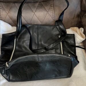 Relic Black Quilted Shoulder Bag